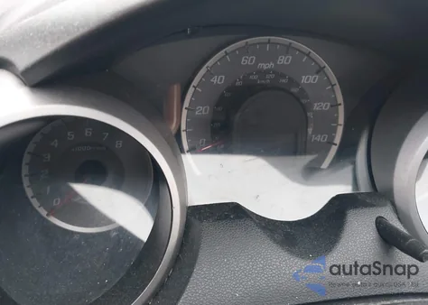 2009 Honda Fit Sport z USA, uszkodzony, nr VIN JHMGE88469S053856